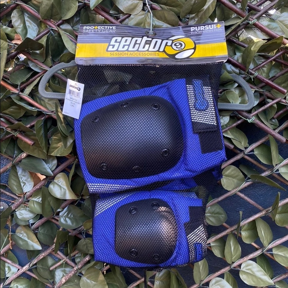 L/XL Sector 9 Skate Elbow/Knee Pads on Sale